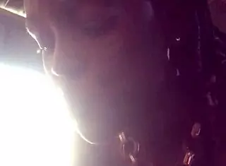 come eat with a black african lady