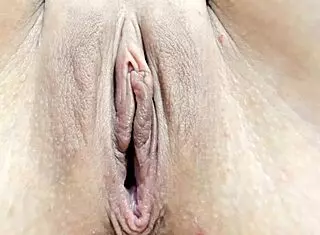 hot pussy closeup on webcam, wanna see me finger it?