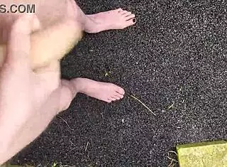 risky outdoor masturbation