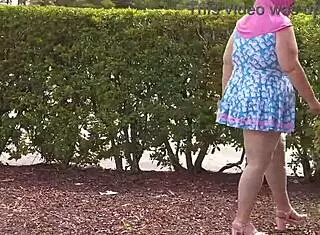 Mature Bbw Squirts Pussy In Public Park