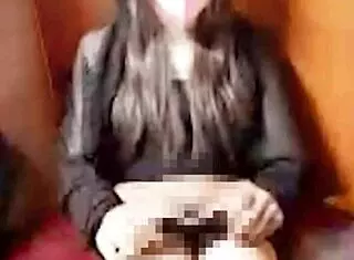 【個撮】声を出さずに静かにオナニーする変態な男の娘の動画