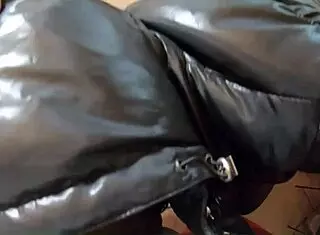Milfycalla's Leather Leggings Preview