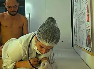 Ereção Durante Consulta com a Enfermeira