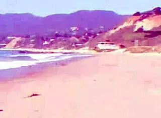 Cali Carter and Catie Parker in lesbian seduction 😘