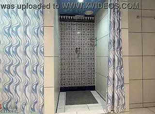 Huge bouncy natural tits on plump bbw.