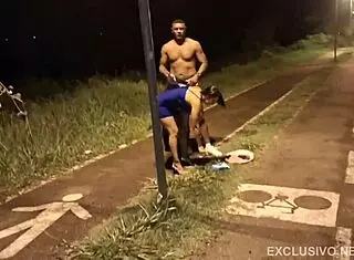 Hotwife fulfills cuckold dream with big cock 😈