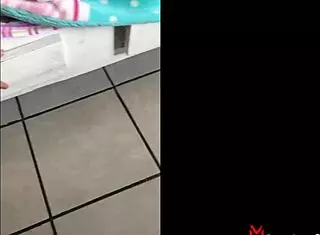 me cojo a mi hermanastro en casa