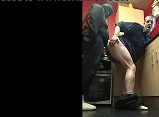 Girlfriend uses strapon on guy, handles all dick sizes