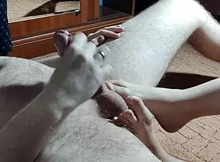 Hey, come on and jerk off to my legs, they need your cum