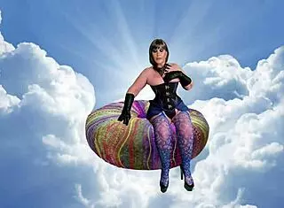 Granny angels lick and suck double cum in heavenly POV