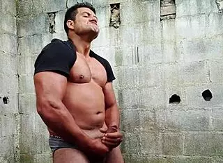 yuri gaúcho - brazilian bear fucking hard the cock - brazilan bear soloboy big cumload
