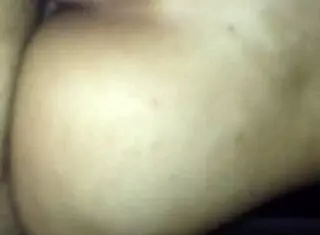 esposa gozando while old cuckold watches subtly. she enjoys the contrast