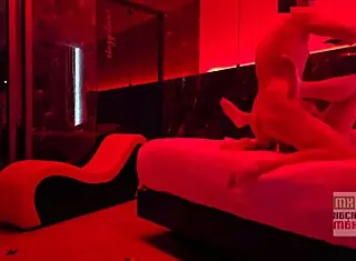 Young girl from Cancun travels to Guadalajara to meet Juangorilla