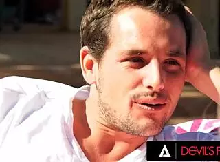 i love luna star squirting while fucked outside