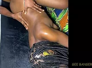 Nixie Shows Perfect Curves In Amateur Sex!