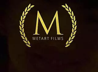 i masturbate with kinky toys in erotic cinema