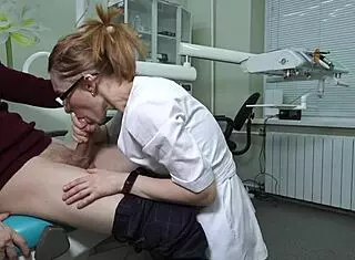 Hot dentist with glasses sucks cock cum in mouth 😍