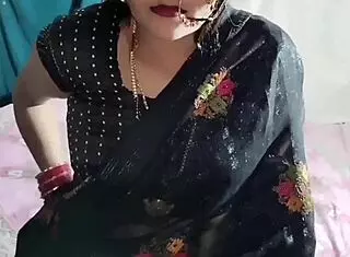Indian Beautiful Bhabhi in Black Saree