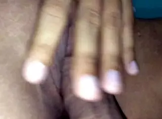 Wet Pussy Amateurs Rubbing Tight Pussy