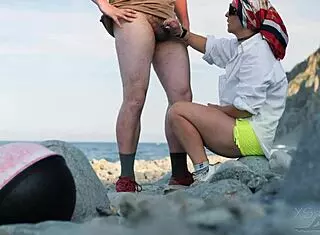 Meeting Stranger on the Beach