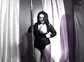 alicia rhodes and jemstone love pussy fisting doggystyle