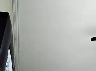 I fuck my lover nicely in the hidden motel room.