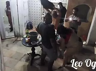 i'm in this wild suruba with leo ogro and friends