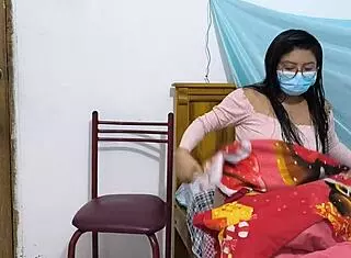 Video showcases my tight ass and pussy shaking