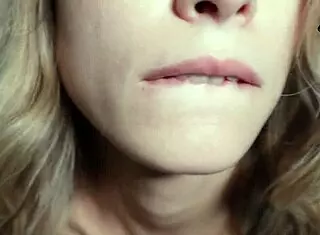 Rubbing My Wet Pussy With My Pantyhose Still On Larajuicy