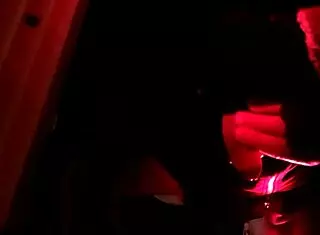 Hey, single lonely male, want to masturbate together?