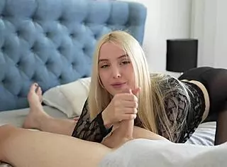 i fucked my 18 yr old girlfriend in torn leggings, her big tits bouncing in cowgirl