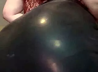 Curvy Woman Strips And Cums With Vibrator