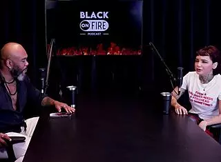 Tem Os Caninos Por Ser F� De Vampiros Gravou Com Casais Tem Uma Rede De Apoio Com Os Seguidores E O Cara Que Broxou E Meteu Mole - Annie Clementine Watch On Sheer Red