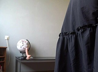 Rekam Video Penetrasi Anal-Vaginal Guru Matang Saat Les Anatomi PAWG Montok