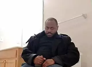 i jus got home from werk, reddy to fantisize bout my girlfrend wife wit dry masturbaition n slow cum in garage