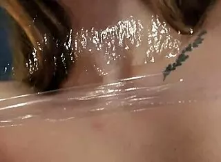 Teen 18+ Masturbates Nude