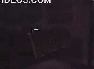 Watch Jiji Gold twerk that cute teen ass?