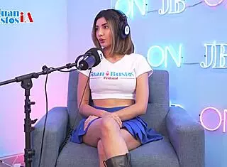 letizia fulker reaches intense orgasm with oiled giant tits