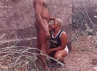 I live a ghetto lifestyle with my ebony group in the city