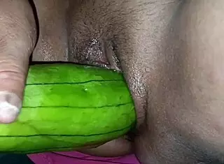 Me Follo A Una Culona Desconocida En El Rio