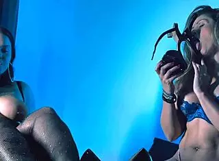 what desires arise when licking my pretty latina toes