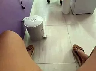 Masturbating Pussy in Public