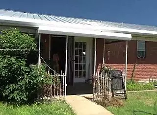 branquinha deliciosa is so sexy in lingerie