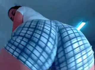gostosa, rebola that ass on webcam!