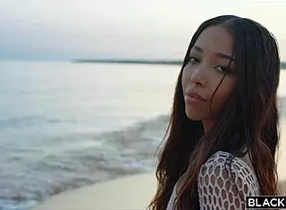 Blacked Temptress Lia Has Bbc Threesome With Coworkers