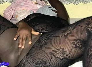 i need a skilled pussy eater for my pinky pussy, licking and diving deep into my milf cunt with homemade passion