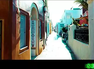 Sexy Bunny Madison Begs Brad Newman For Bareback Creampie With Big Cock