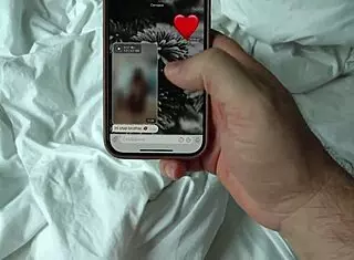 Hot stepmom mercedes carrera gets ignored by her husband but not by her stepson - myfamilyfuck