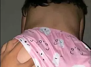 Porno casero cogiendo a mi cuñada despechada con su pijama, que rico monta le encanta