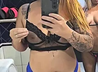 eu e minha amiga provocamos o fotografo pra ver se ele deixa a gente pagar de outra forma - blonde liberal